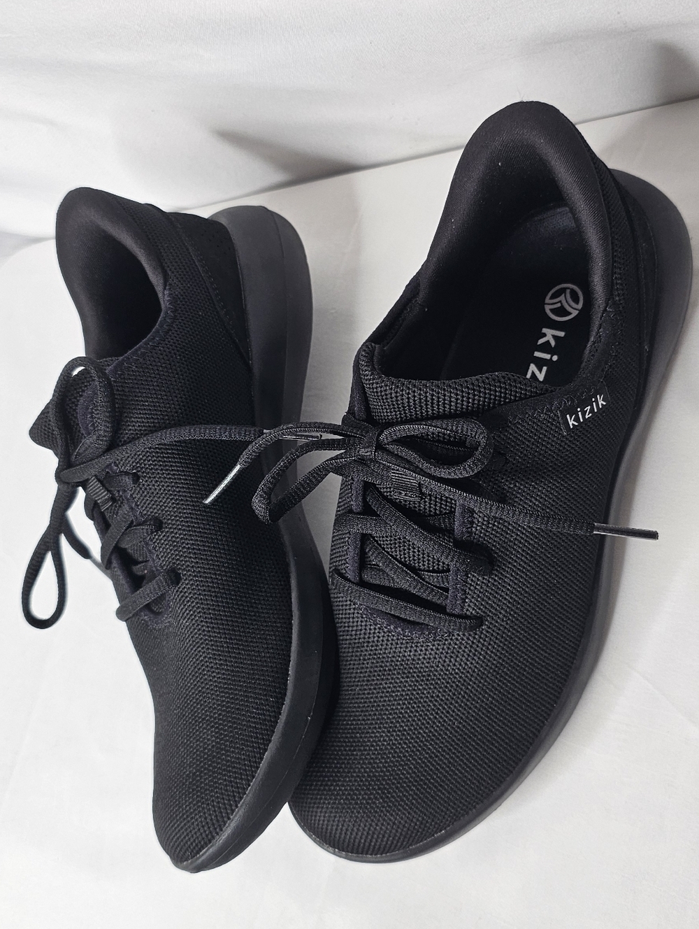 Kizik Madrid Eco Knit Shoes Sneakers black Step Ins Hands Free Womens 9.5 Mens 8